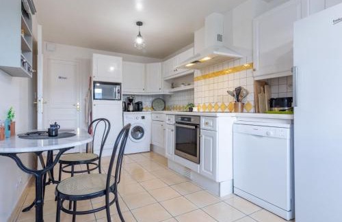 Touques Maison | Holiday Home Le Vert Coteau-4 by Interhome