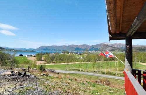 Aheim Maison | Holiday Home Lenebu by Interhome