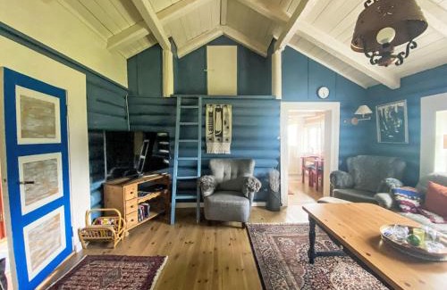 Aheim Maison | Holiday Home Lenebu by Interhome