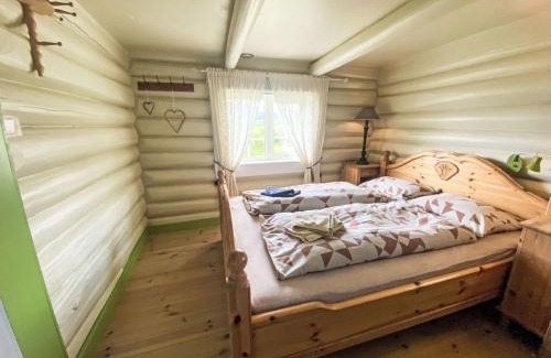 Aheim Maison | Holiday Home Lenebu by Interhome