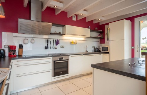 Lavergne Maison | Maison de vacances 'Lespiland 4étoiles T Et H Piscine' avec piscine privée, terrasse privée et Wi-Fi