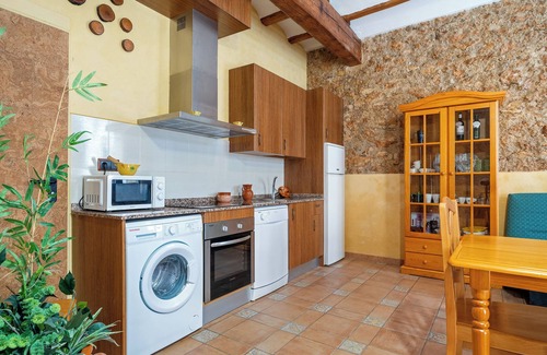 Roquetes Maison | Holiday Home 'Llebra 2' with Private Terrace, Wi-Fi and Air Conditioning