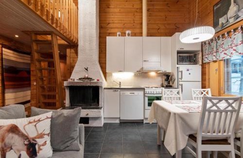 Yllasjarvi Maison | Holiday Home Lomaylläs maja- palovaarankaarre 6 a by Interhome