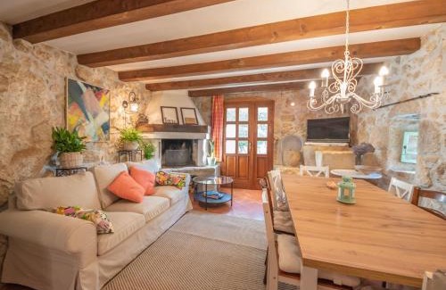 Zagore Maison | Holiday Home Luna by Interhome