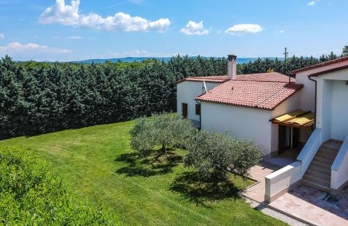 Bratulici Maison | Holiday Home Lupetina by Interhome