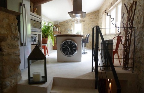 Savoillan Maison | Maison de vacances 'Luxueuse Bergerie Pied Du Ventoux' avec vue sur la montagne et Wi-Fi