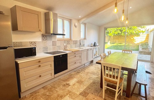 Sainte-Foy Maison | Maison de vacances proche Sables D'Olonne 8p' avec terrasse privée, Wi-Fi et climatisation