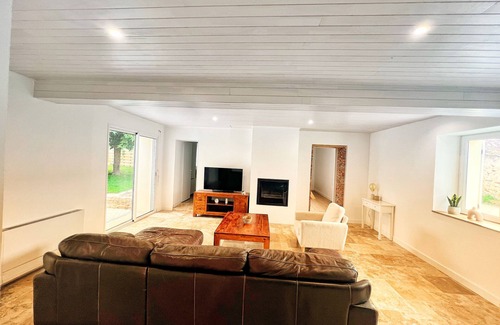 Sainte-Foy Maison | Maison de vacances proche Sables D'Olonne 8p' avec terrasse privée, Wi-Fi et climatisation