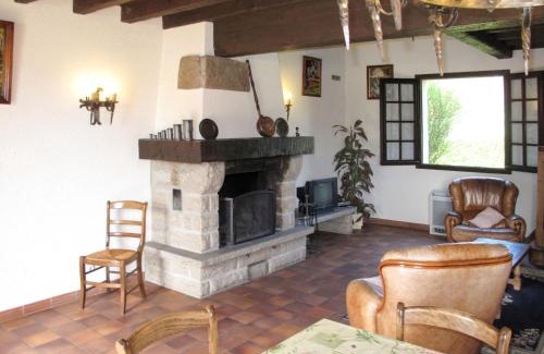 Pionnat Maison | Holiday Home Marchives by Interhome