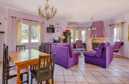 Urbanizacion La Mandarina Maison | Holiday Home Margarita by Interhome