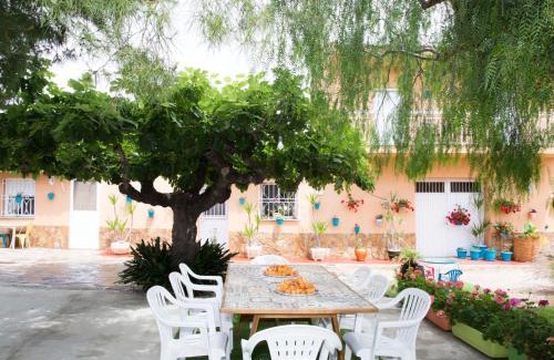 El Ligallo del Ganguil Maison | Holiday Home Masia del Mosso by Interhome