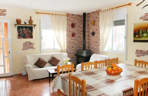 El Ligallo del Ganguil Maison | Holiday Home Masia del Mosso by Interhome