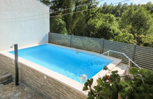 Foli Maison | Holiday Home Milka 2 by Interhome