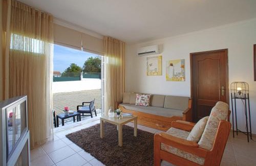 Cerro Grande Maison | Holiday Home Monte Novo by Interhome