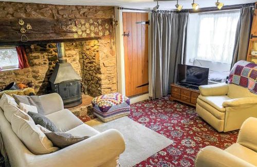 West Quantoxhead Maison | Holiday Home Moonfleat Cottage by Interhome