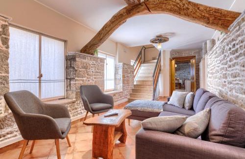 Heki Maison | Holiday Home Narcis by Interhome
