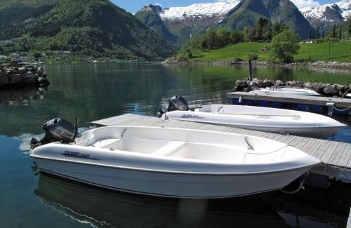 Balestrand Maison | Holiday Home Naustvollen by Interhome