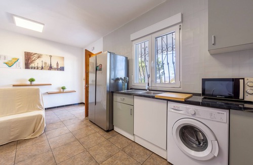 Pujaire Maison | Maison de vacances 'Nazareno' avec terrasse privée