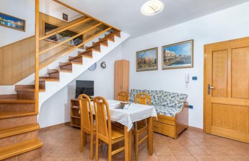 Cres Appartement | Holiday Home near Beach in Croatia