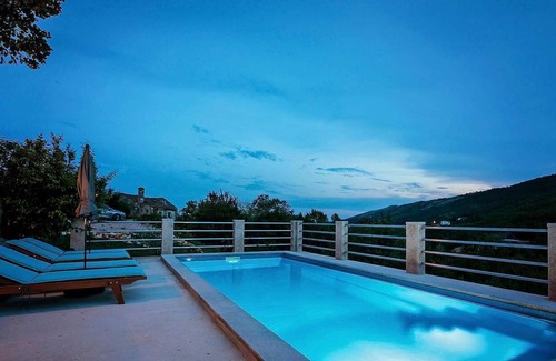 Zagore Villa | Villa Eugenia avec piscine