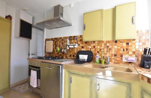 Yevre-le-Chatel Maison | Holiday Home near Paris with Garden