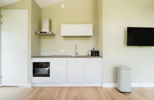 Leiderdorp Maison | Holiday Home near Kaag Lakes and Leiden Canals