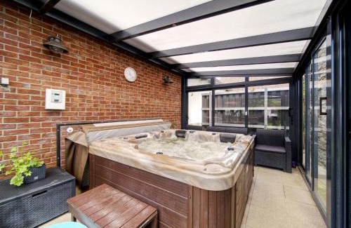 Neurazy Maison | Holiday Home Neurazy by Interhome
