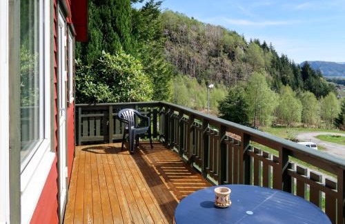 Hyllestad Maison | Holiday Home Oasen by Interhome