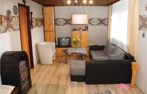 Oberelbert Maison | Holiday Home Oberelbert With A Patio 05