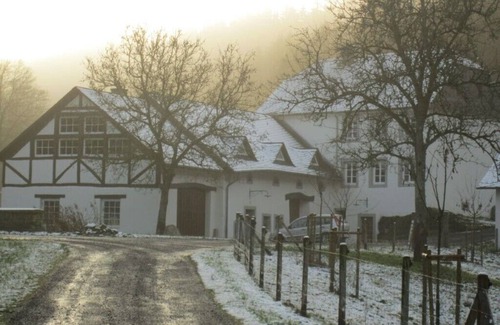 Beuren Maison | Holiday home old mill with wooden mill wheel