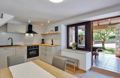 Orihi Maison | Maison de vacances Orihi * 2000 m2 de jardin clôturé, terrasse couverte