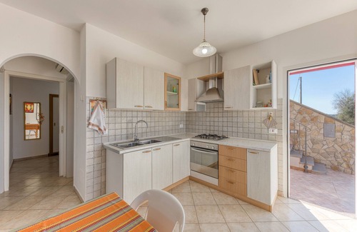 Patu Maison | Maison de vacances 'Orizzonte Vista Mare' avec vue sur la mer, terrasse privée et climatisation