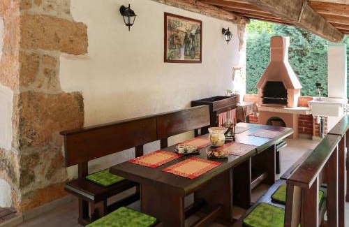 Martinski Maison | Holiday Home Paolici by Interhome