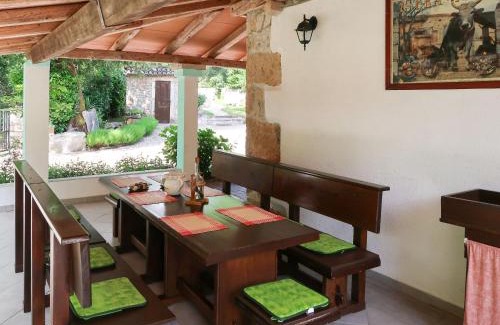Martinski Maison | Holiday Home Paolici by Interhome