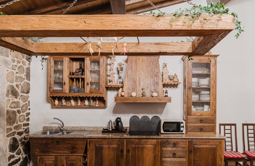 Montalegre Maison | Maison de vacances 'Casa Com 4 Quartos' avec terrasse partagée, balcon et Wi-Fi