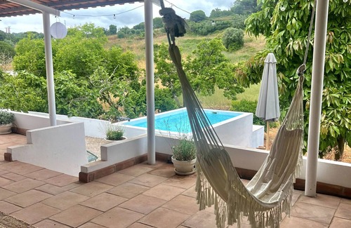 Santiago do Cacem Maison | Holiday Home 'Casa Lobata Da Maria' with Mountain View, Wi-Fi and Air Conditioning