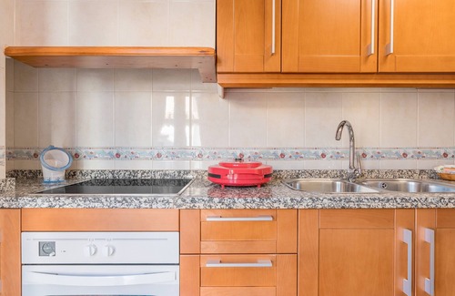 Guejar Sierra Maison | Holiday Home 'Ramirez' with Mountain View, Private Terrace and Air Conditioning