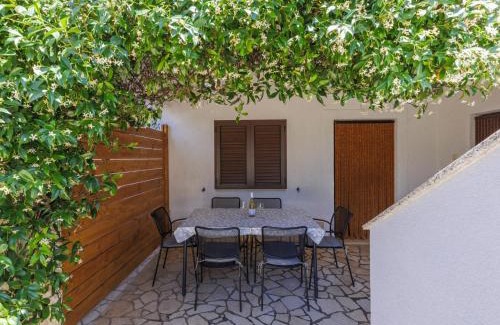 Sajini Maison | Holiday Home Reaa by Interhome