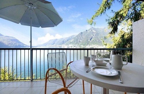 Pognana Lario Appartement | Maison de vacances Residence La Cava Bilocale B avec vue sur le lac, piscine partagée et Wi-Fi