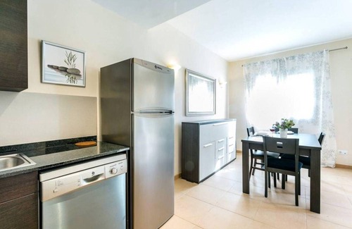 Campos Maison | Holiday Home 'Residence Club El Paraiso 10' with Shared Pool, Wi-Fi and Air Conditioning