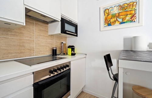 El Roc de Sant Gaieta Maison | Holiday Home 'Roc De Sant Gaietà' with Mountain View, Wi-Fi and Air Conditioning