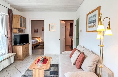 Loffingen Maison | Holiday Home Schöne Aussicht by Interhome