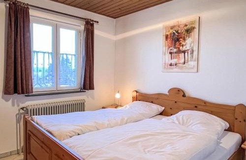 Loffingen Maison | Holiday Home Schöne Aussicht by Interhome