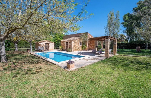 Algaida Maison | Maison de vacances Ses Tendes avec connexion Wi-Fi, climatisation, piscine, jardin et terrasse ; Parking disponible