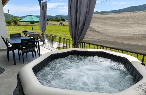 Otocac Maison | Holiday Home Sinac 2