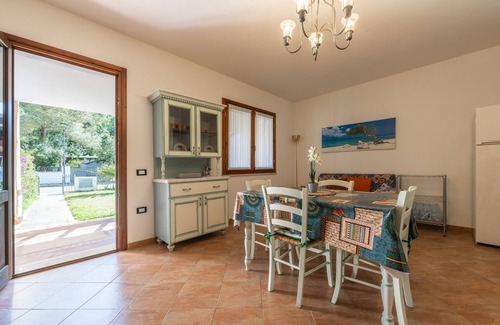 Porto Pino Maison | Maison de vacances 'Sole E Mare' avec terrasse privée, jardin privé et climatisation