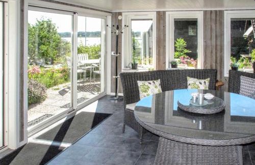 Vikbolandet Maison | Holiday Home Stegeborg Sjöstugan by Interhome