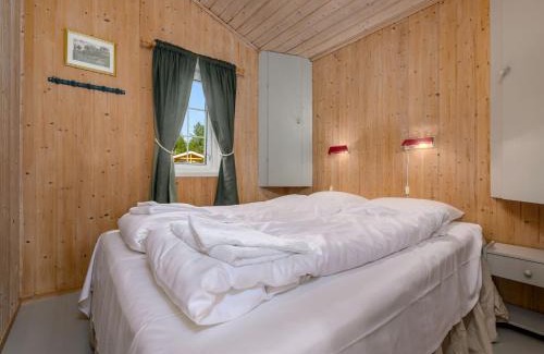 Fjaler Maison | Holiday Home Synnøve by Interhome