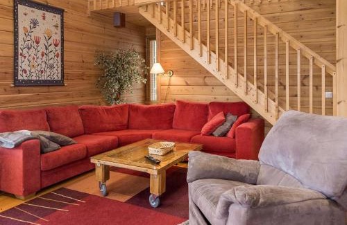 Tahkovuori Maison | Holiday Home Syvärinkulta b by Interhome