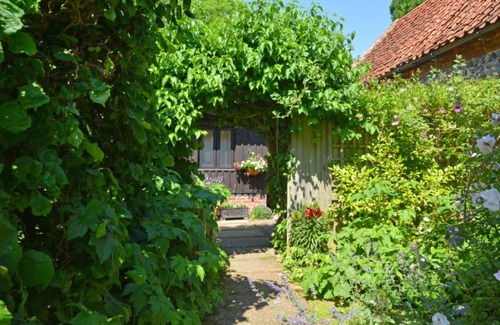 Aldborough Maison | Holiday Home The Roost